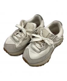 UGG（アグ）の古着「スニーカー」｜ライトグレー