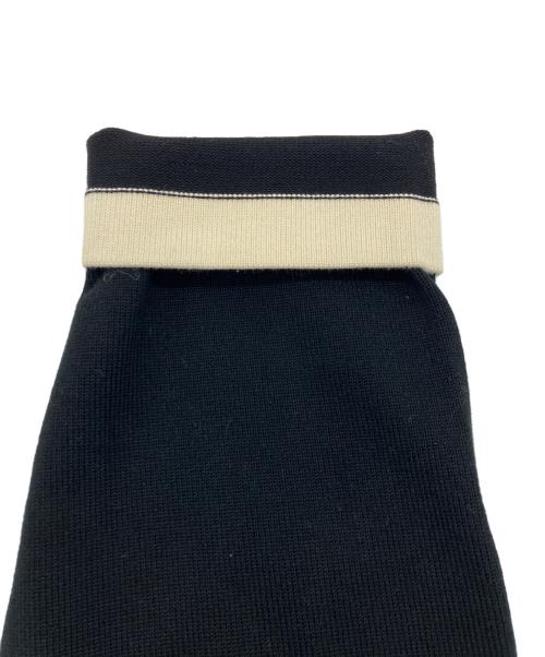 Traditional Weatherwear（トラディショナルウェザーウェア）Traditional Weatherwear (トラディショナルウェザーウェア) アークリー ニット V ロング ブラック サイズ:Sの古着・服飾アイテム