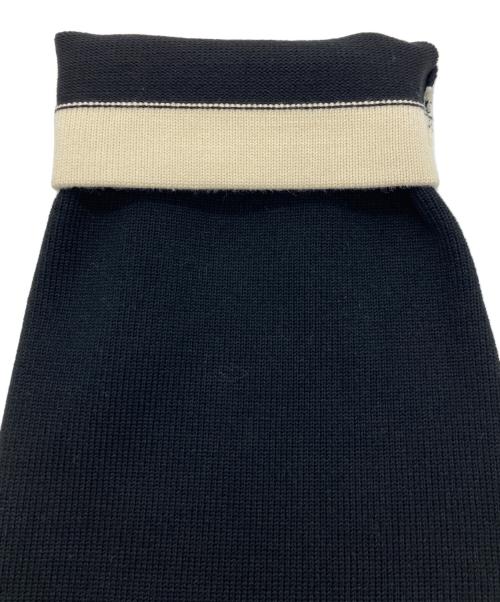 Traditional Weatherwear（トラディショナルウェザーウェア）Traditional Weatherwear (トラディショナルウェザーウェア) アークリー ニット V ロング ブラック サイズ:Sの古着・服飾アイテム