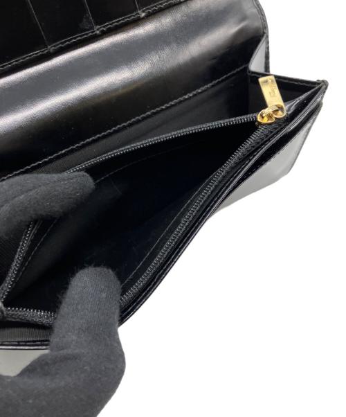 Salvatore Ferragamo（サルヴァトーレ フェラガモ）Salvatore Ferragamo (サルヴァトーレ フェラガモ) 二つ折りガンチーニ長財布 ブラックの古着・服飾アイテム