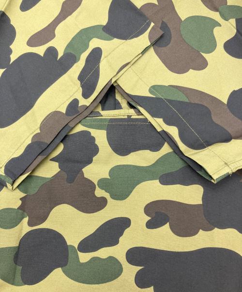 A BATHING APE（アベイシングエイプ）A BATHING APE (アベイシングエイプ) 1ST CAMO RELAXED S/S SHIRT グリーン サイズ:Mの古着・服飾アイテム