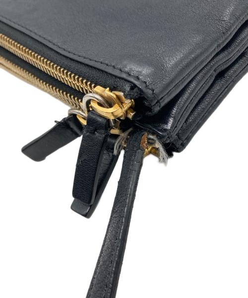 CELINE（セリーヌ）CELINE (セリーヌ) ショルダーバッグ　トリオラージ ブラックの古着・服飾アイテム