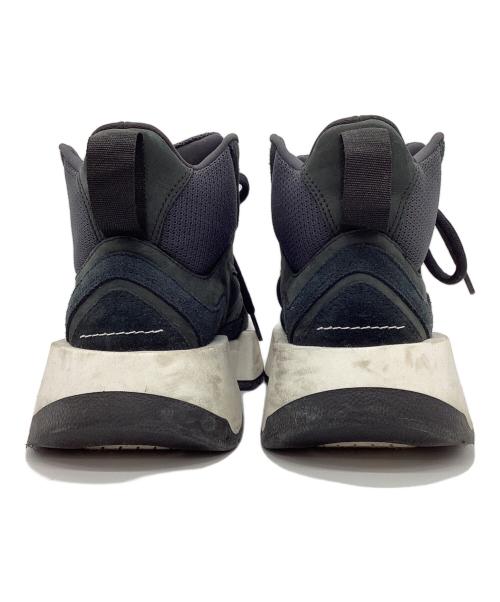 MM6 Maison Margiela（エムエムシックスメゾンマルジェラ）MM6 Maison Margiela (エムエムシックスメゾンマルジェラ) ハイトップ パフレア ランナー ブラック サイズ:35の古着・服飾アイテム