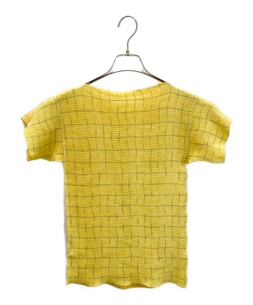 ISSEY MIYAKE WHITE LABEL（イッセイミヤケホワイトレーベル）ISSEY MIYAKE WHITE LABEL (イッセイミヤケホワイトレーベル) プリーツカットソー イエロー サイズ:3の古着・服飾アイテム