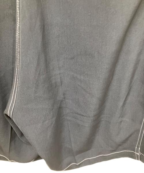 YOKE（ヨーク）YOKE (ヨーク) BELTED WIDE LEG SHORTS ブラック サイズ:3の古着・服飾アイテム