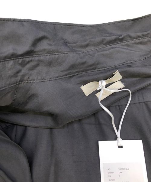YOKE（ヨーク）YOKE (ヨーク) CUPRO JUMP SUIT グレー サイズ:3の古着・服飾アイテム