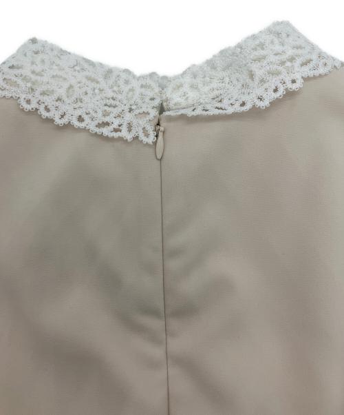 CELFORD（セルフォード）CELFORD (セルフォード) エンブロイダリーカラータイトワンピ ベージュ×ホワイト サイズ:38の古着・服飾アイテム