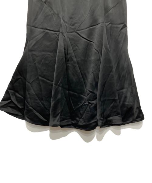 anuans（アニュアンス）anuans (アニュアンス) マキシムサテンスカート ブラック サイズ:Mの古着・服飾アイテム