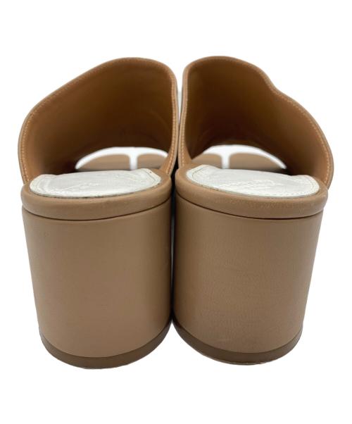 Maison Margiela（メゾンマルジェラ）Maison Margiela (メゾンマルジェラ) HANNAH ミュール ベージュ サイズ:37の古着・服飾アイテム