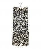 Spick and Spanスピックアンドスパン）の古着「ゼブラプリントイージーパンツ」｜ブラック×ホワイト