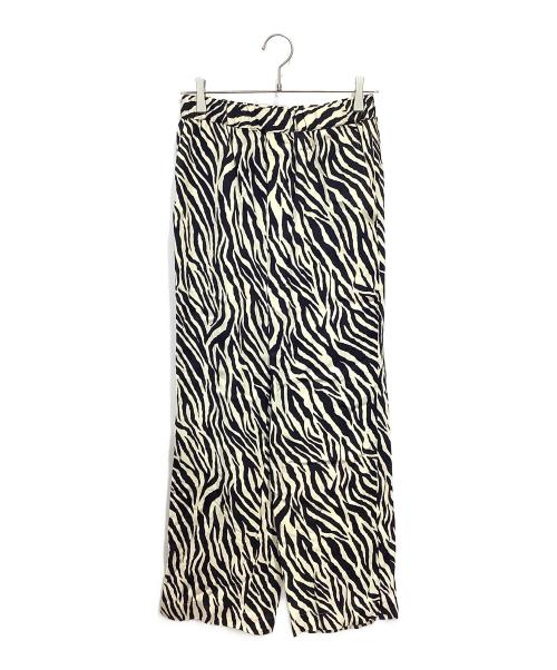 Spick and Span（スピックアンドスパン）Spick and Span (スピックアンドスパン) ゼブラプリントイージーパンツ ブラック×ホワイト サイズ:38の古着・服飾アイテム