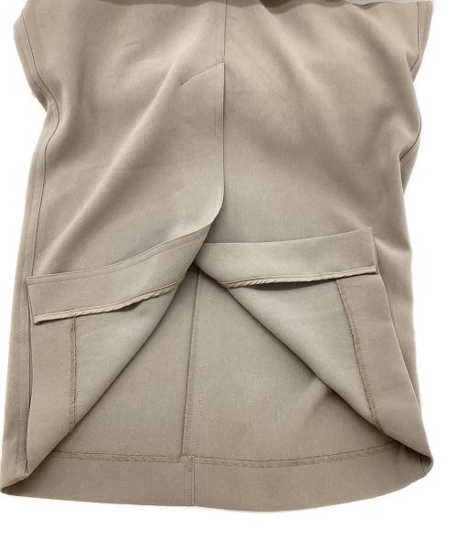 CINOH（チノ）CINOH (チノ) SLITスカート オリーブ サイズ:34の古着・服飾アイテム