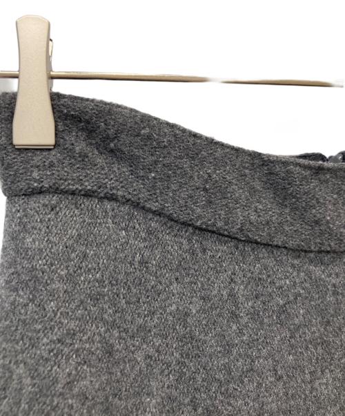 FOXEY（フォクシー）FOXEY (フォクシー) スカート グレー サイズ:38の古着・服飾アイテム