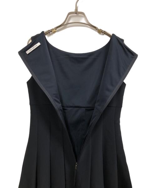 FOXEY NEWYORK（フォクシーニューヨーク）FOXEY NEWYORK (フォクシーニューヨーク) Slim Tuck Dress ミッドナイトブルー サイズ:38の古着・服飾アイテム