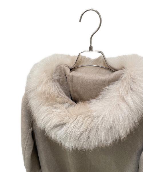 FOXEY（フォクシー）FOXEY (フォクシー) ファーフードカシミヤコート ベージュ サイズ:38の古着・服飾アイテム