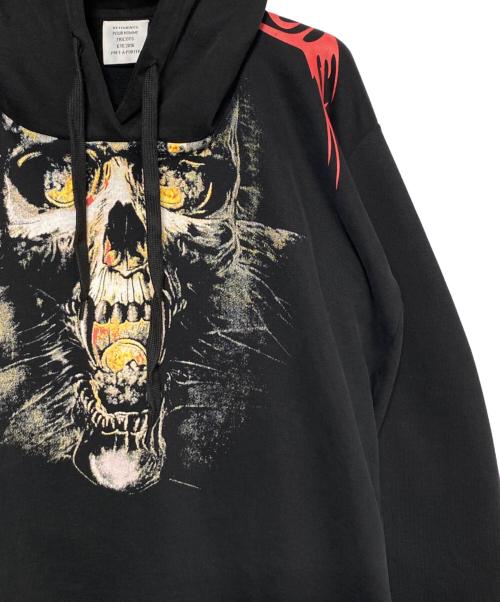 VETEMENTS（ヴェトモン）VETEMENTS (ヴェトモン) Misplaced Skull Print Hoodie ブラック サイズ:Mの古着・服飾アイテム