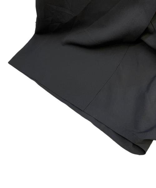 132 5. ISSEY MIYAKE（132 5. イッセイ ミヤケ）132 5. ISSEY MIYAKE (132 5. イッセイ ミヤケ) SEAMLESS BOTTOMS BASIC グレー サイズ:2の古着・服飾アイテム