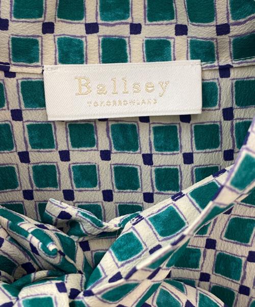 BALLSEY（ボールジィ）BALLSEY (ボールジィ) カラーグリッドプリントボウタイブラウス グリーン サイズ:36の古着・服飾アイテム