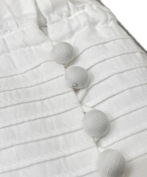 CADUNE（カデュネ）CADUNE (カデュネ) タックボリュームブラウス ホワイト サイズ:36 未使用品の古着・服飾アイテム