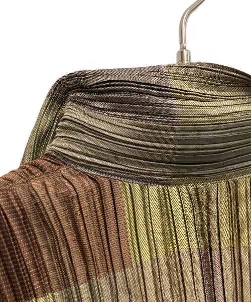 ISSEY MIYAKE（イッセイミヤケ）ISSEY MIYAKE (イッセイミヤケ) プリーツチェックワンピース オリーブ サイズ:3の古着・服飾アイテム