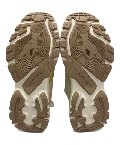 maison kitsune（メゾンキツネ）maison kitsune (メゾンキツネ) スニーカー ベージュ サイズ:23cmの古着・服飾アイテム