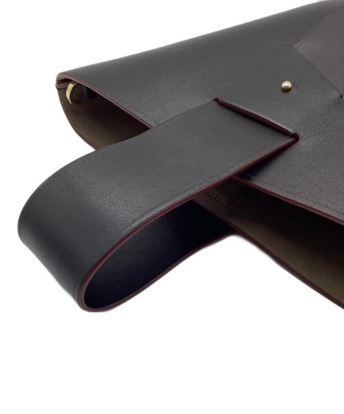 CAROLINA SANTO DOMINGO（カロリーナ・サント・ドミンゴ）CAROLINA SANTO DOMINGO (カロリーナ・サント・ドミンゴ) アンフォラ レザーショルダーバッグ ブラックの古着・服飾アイテム