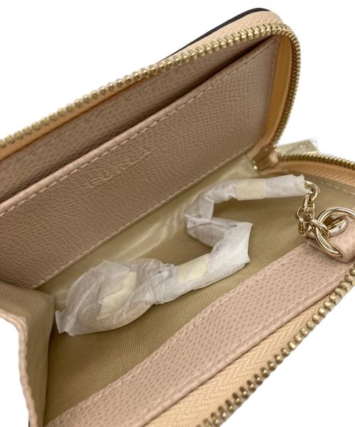 FURLA（フルラ）FURLA (フルラ) キーケース ベージュ 未使用品の古着・服飾アイテム