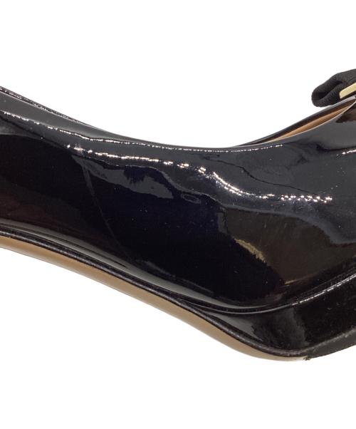 Salvatore Ferragamo（サルヴァトーレ フェラガモ）Salvatore Ferragamo (サルヴァトーレ フェラガモ) エナメルヒールパンプス ブラック サイズ:5　1/２の古着・服飾アイテム
