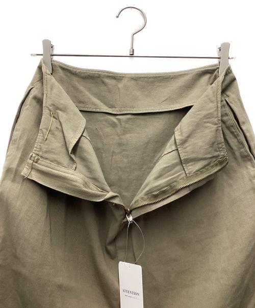 DEUXIEME CLASSE（ドゥーズィエム クラス）Deuxieme Classe (ドゥーズィエム クラス) badass スカート カーキ サイズ:SIZE 38 未使用品の古着・服飾アイテム