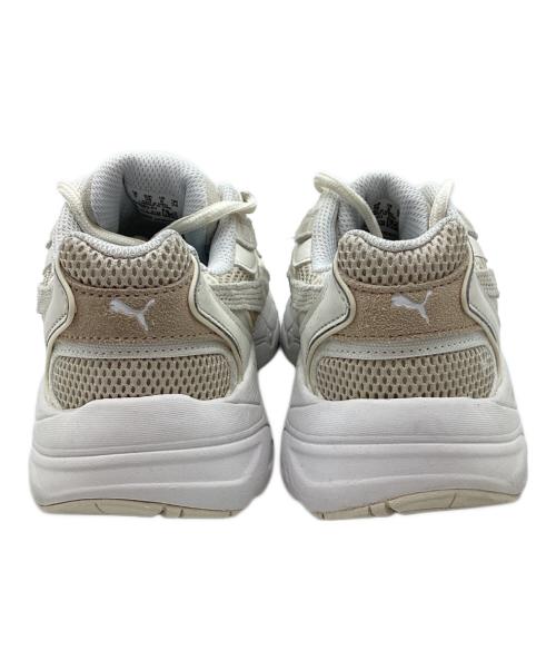 PUMA（プーマ）PUMA (プーマ) スニーカー ベージュ サイズ:24の古着・服飾アイテム