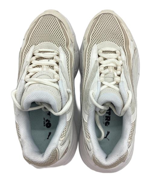 PUMA（プーマ）PUMA (プーマ) スニーカー ベージュ サイズ:24の古着・服飾アイテム