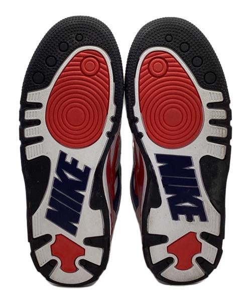 NIKE（ナイキ）NIKE (ナイキ) スニーカー ホワイト サイズ:27の古着・服飾アイテム