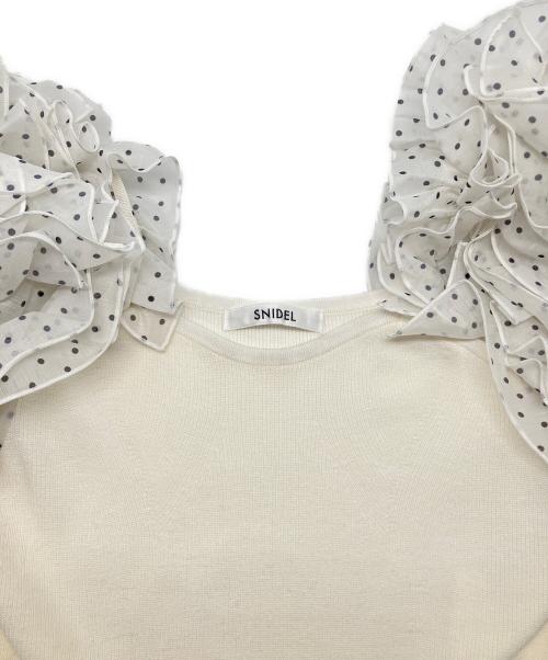 Snidel（スナイデル）Snidel (スナイデル) イントリケートフリルコンビニットワンピ アイボリー サイズ:Ｆの古着・服飾アイテム