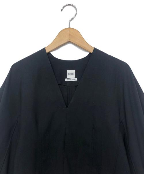 BOWTE（バウト）BOWTE (バウト) Vネック クロップド ブラウス ブラック サイズ:不明の古着・服飾アイテム