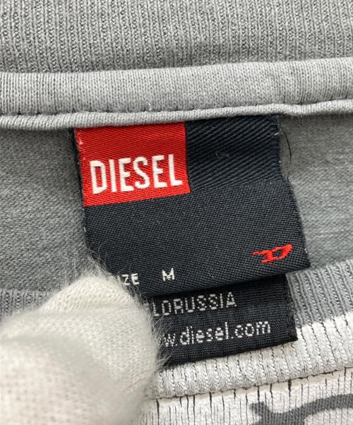 DIESEL（ディーゼル）DIESEL (ディーゼル) プリントTシャツ グレー サイズ:Mの古着・服飾アイテム