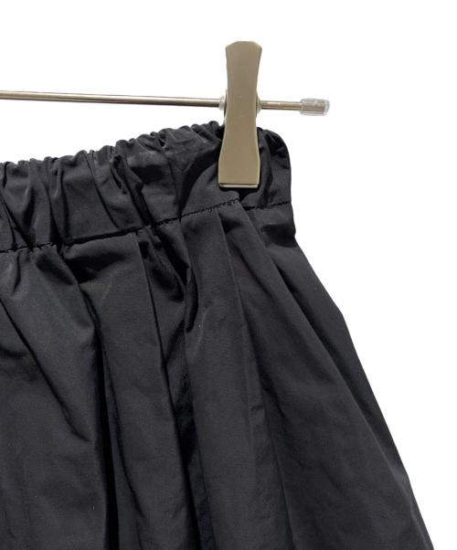 L'appartement（アパルトモン）L'appartement (アパルトモン) Grosgrain Volume Skirt ブラック サイズ:34 未使用品の古着・服飾アイテム