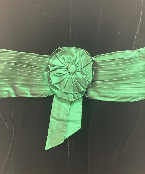 GUCCI（グッチ）GUCCI (グッチ) ベロアワンピース ブラック サイズ:42の古着・服飾アイテム