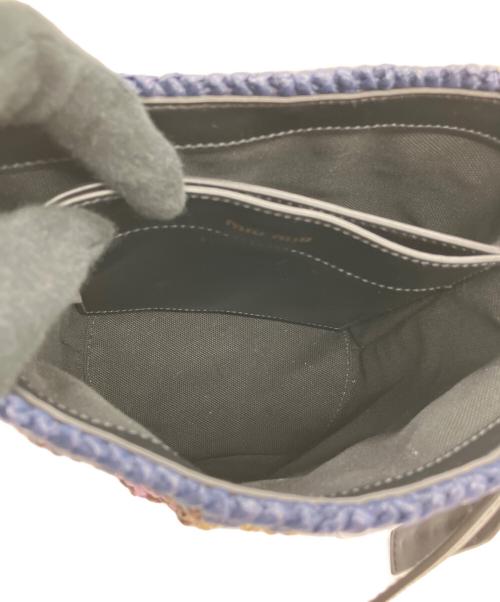 MIU MIU（ミュウミュウ）MIU MIU (ミュウミュウ) ラフィアクロシェショルダーバッグ マルチカラーの古着・服飾アイテム