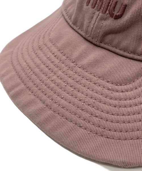 MIU MIU（ミュウミュウ）MIU MIU (ミュウミュウ) ドリル ベースボールキャップ ピンク サイズ:XSの古着・服飾アイテム