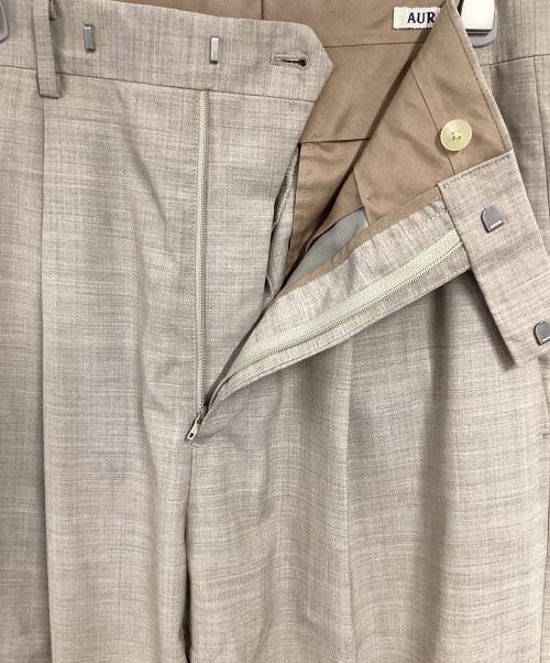 AURALEE（オーラリー）AURALEE (オーラリー) SUPER FINE TROPICAL WOOL SLACKS  A24SP06WT ベージュ サイズ:１の古着・服飾アイテム