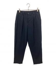 MARNI（マルニ）の古着「ウールトロピカルシャーリング1Pテーパードパンツ」｜ネイビー