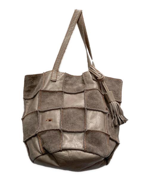 Te to Te（テトテ）Te to Te (テトテ) パッチワークレザートートバッグ グレージュの古着・服飾アイテム