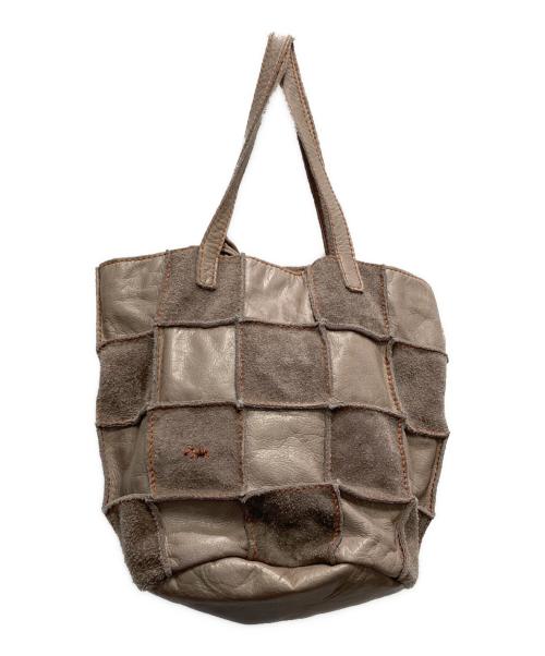 Te to Te（テトテ）Te to Te (テトテ) パッチワークレザートートバッグ グレージュの古着・服飾アイテム