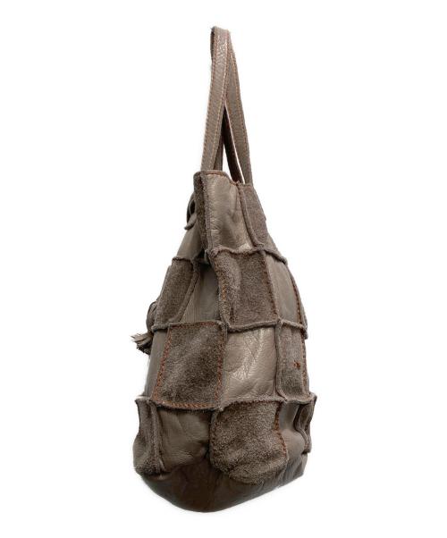 Te to Te（テトテ）Te to Te (テトテ) パッチワークレザートートバッグ グレージュの古着・服飾アイテム