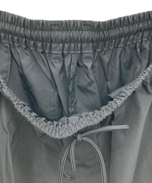 neucon（ニューコン）neucon (ニューコン) ダブルポケットパラシュートカーゴパンツ ブラック サイズ:2の古着・服飾アイテム