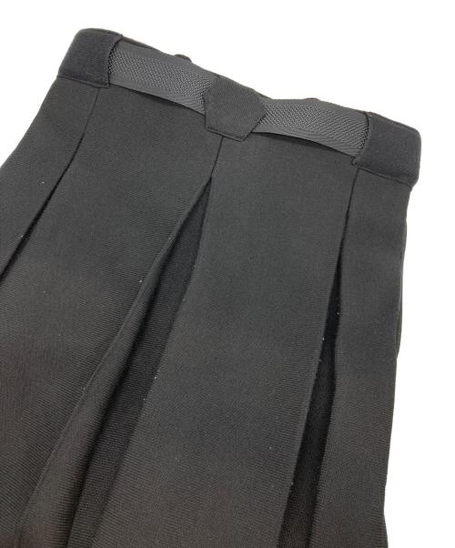 OUAT（オーユーエーティー）OUAT (オーユーエーティー) META SKIRT ブラック サイズ:2の古着・服飾アイテム