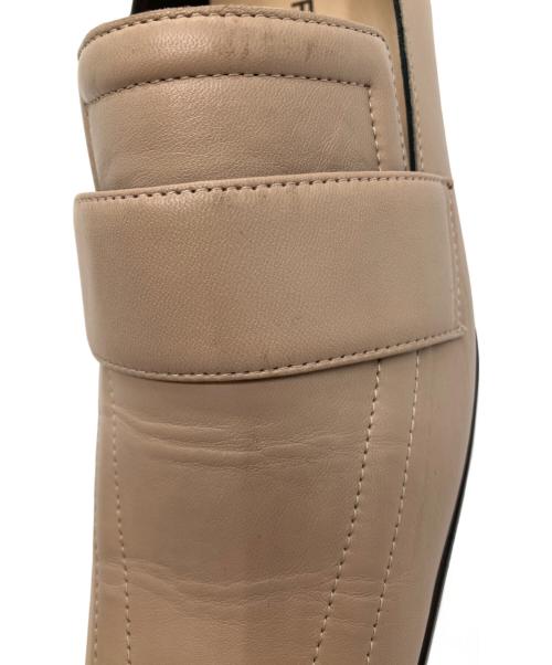 FABIO RUSCONI（ファビオルスコーニ）FABIO RUSCONI (ファビオルスコーニ) スクエアトゥローファー ベージュ サイズ:38の古着・服飾アイテム