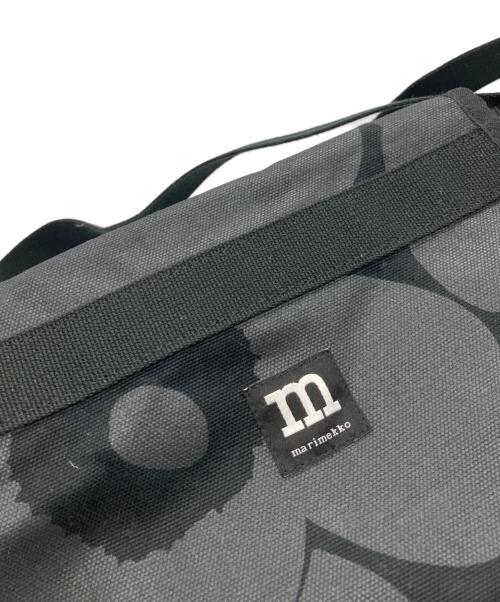 marimekko（マリメッコ）marimekko (マリメッコ) ショルダーバッグ ブラックの古着・服飾アイテム