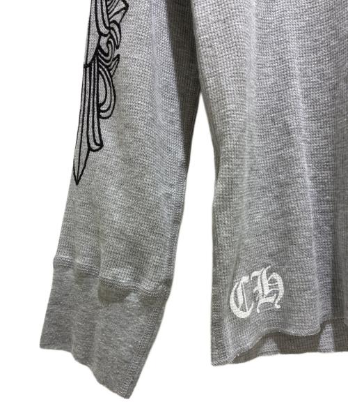CHROME HEARTS（クロムハーツ）CHROME HEARTS (クロムハーツ) アームフローラルクロス サーマルカットソー グレー サイズ:Mの古着・服飾アイテム