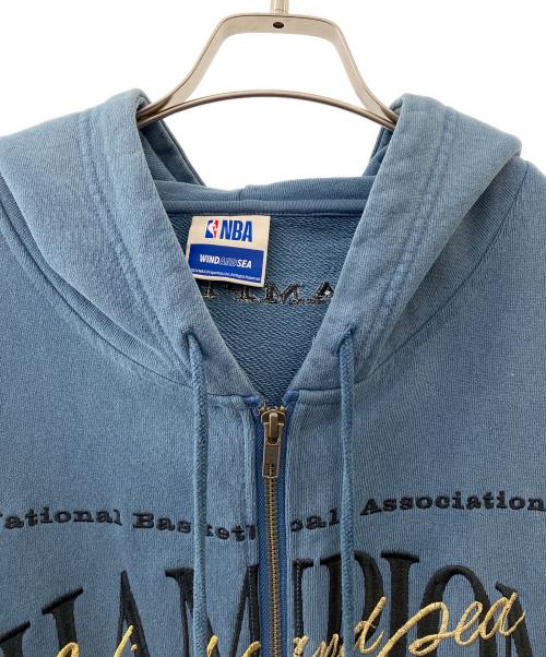 WIND AND SEA（ウィンダンシー）WIND AND SEA (ウィンダンシー) NBA (エヌビーエー) ZIP UP SWEATSHIRTパーカー ブルー サイズ:Lの古着・服飾アイテム